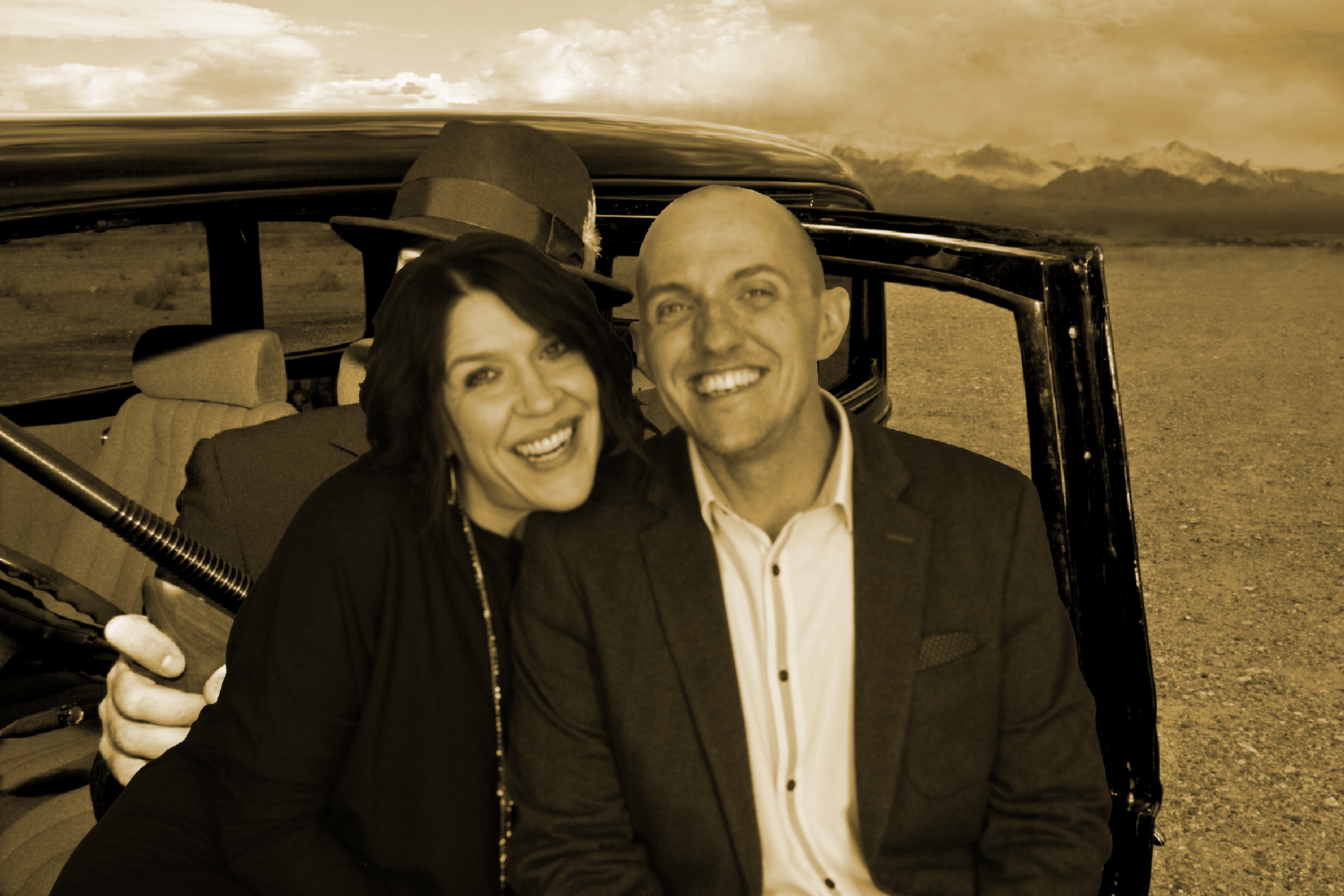 Mr & Mrs Mills | View more photos from the event at gallery.myphotoboothexperience.co.uk/u/MyPhotoBoothExperienceLtd/Mr-Mrs-Mills
